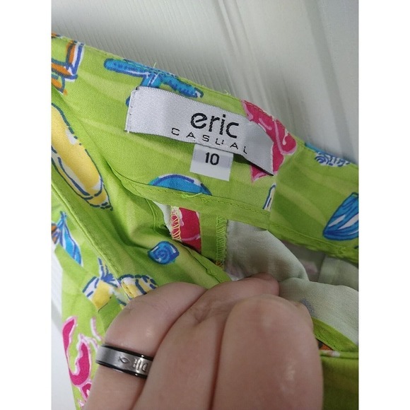 Eric Casual Seascape Loud Colored Flat Capri Cropped Pants. Size 10 - Picture 10 of 12